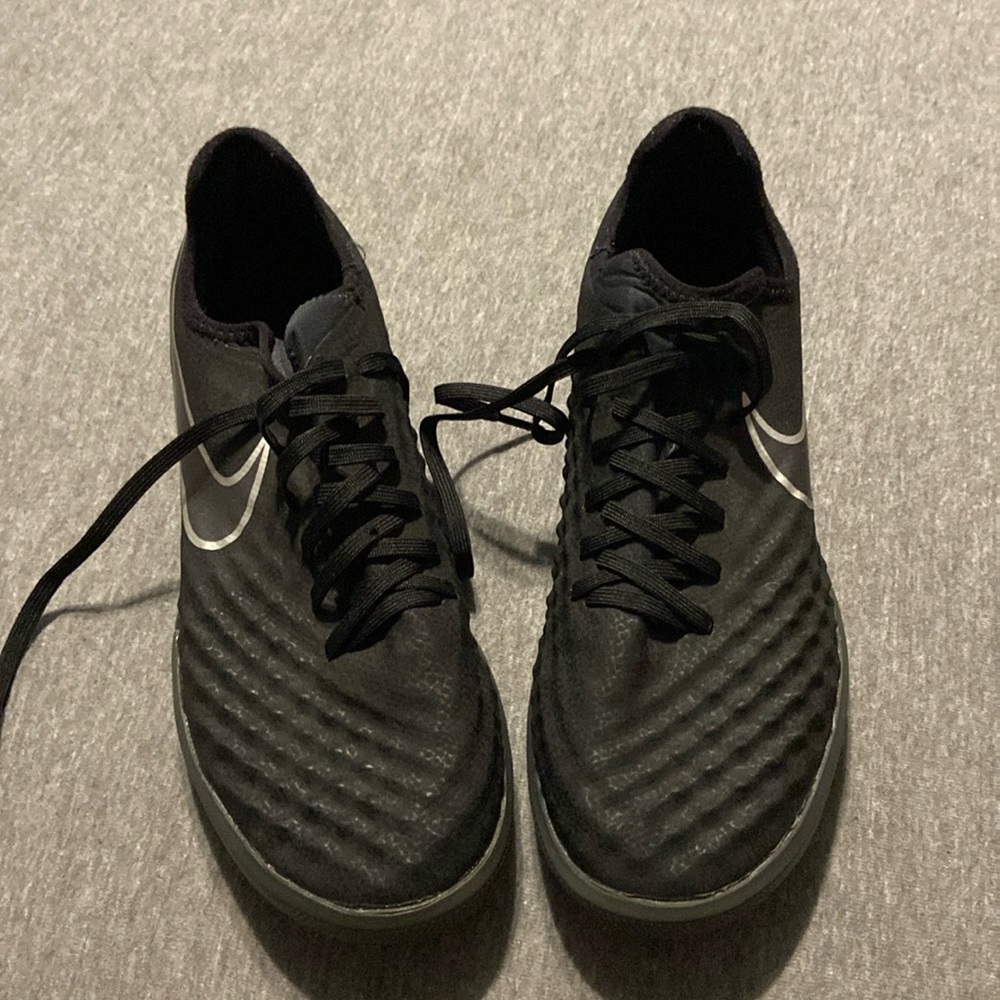 Adidas Magistax 8.5 men’s black